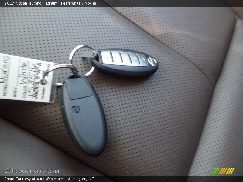 Pearl White / Mocha 2017 Nissan Murano Platinum