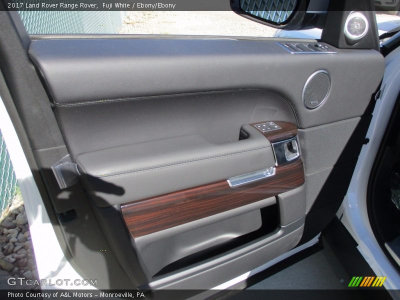 Fuji White / Ebony/Ebony 2017 Land Rover Range Rover