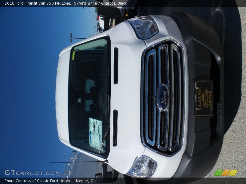 Oxford White / Charcoal Black 2018 Ford Transit Van 350 MR Long