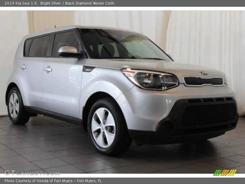 Bright Silver / Black Diamond Woven Cloth 2014 Kia Soul 1.6