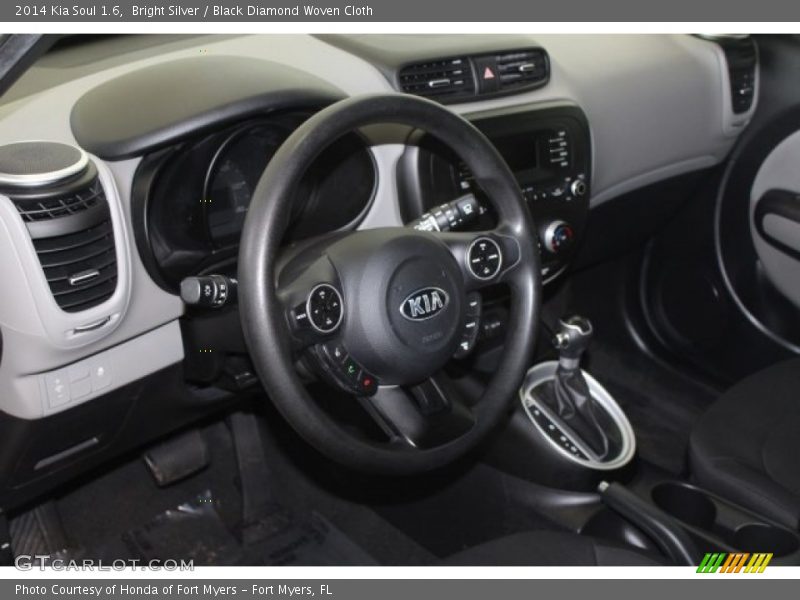 Bright Silver / Black Diamond Woven Cloth 2014 Kia Soul 1.6