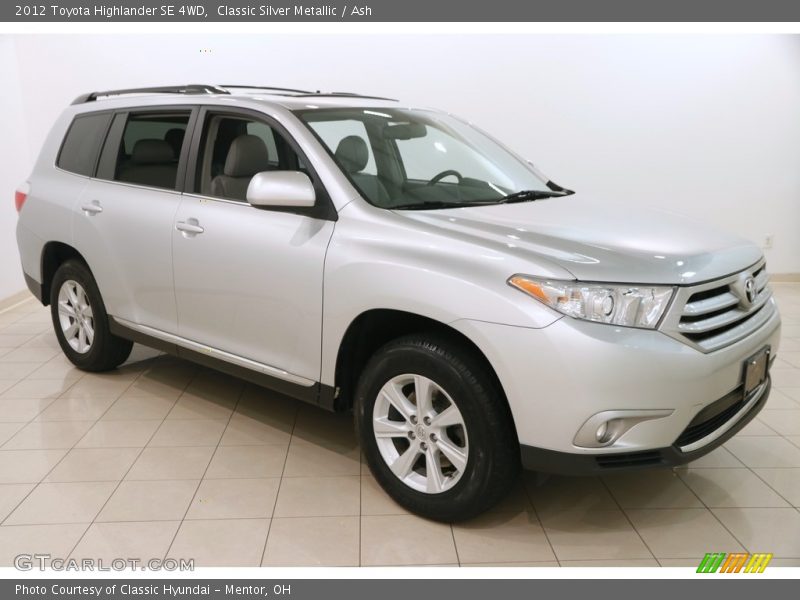 Classic Silver Metallic / Ash 2012 Toyota Highlander SE 4WD