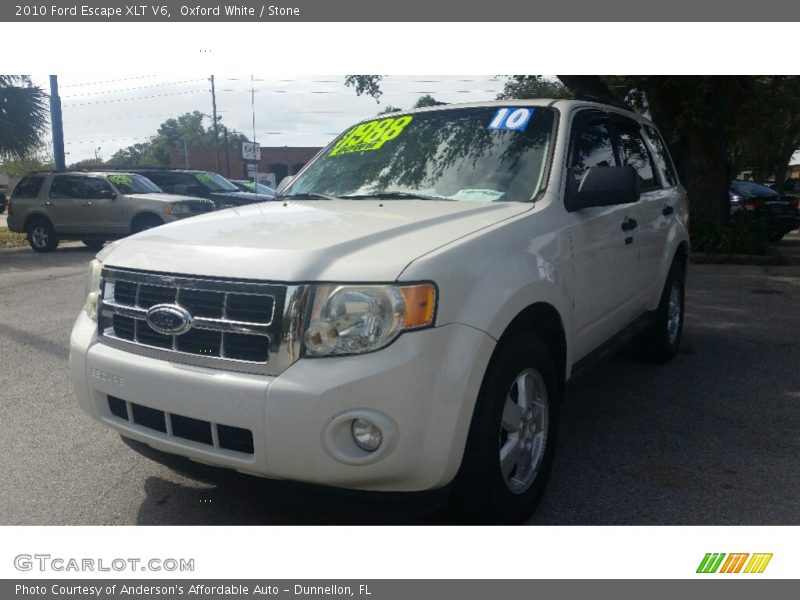 Oxford White / Stone 2010 Ford Escape XLT V6