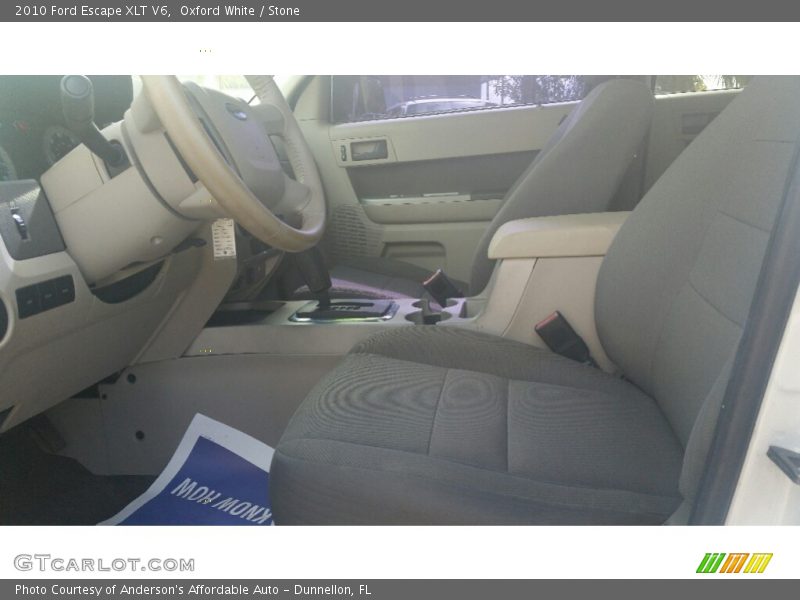 Oxford White / Stone 2010 Ford Escape XLT V6
