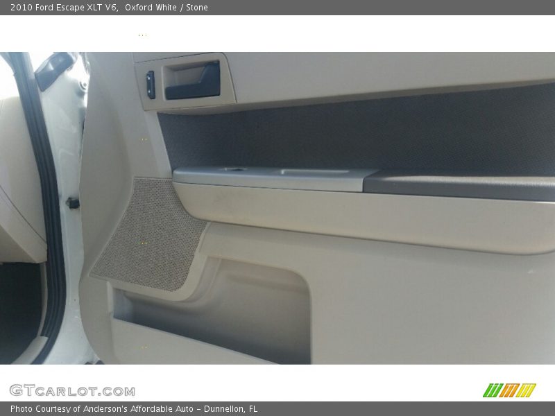Oxford White / Stone 2010 Ford Escape XLT V6