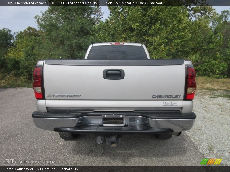Silver Birch Metallic / Dark Charcoal 2005 Chevrolet Silverado 2500HD LT Extended Cab 4x4