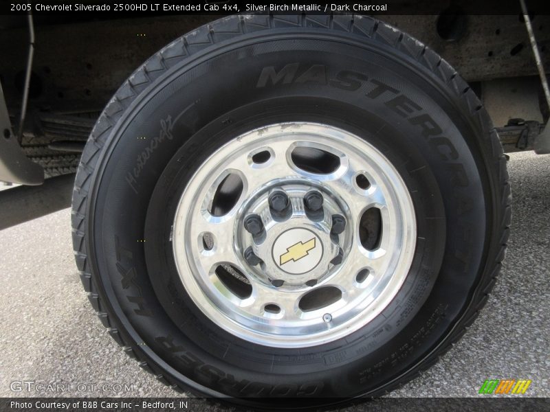 Silver Birch Metallic / Dark Charcoal 2005 Chevrolet Silverado 2500HD LT Extended Cab 4x4