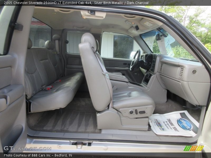 Silver Birch Metallic / Dark Charcoal 2005 Chevrolet Silverado 2500HD LT Extended Cab 4x4