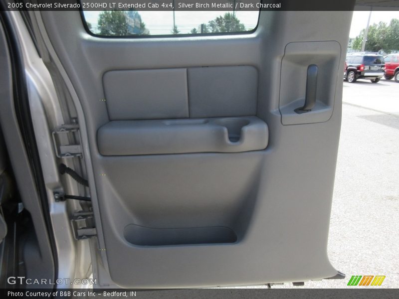 Silver Birch Metallic / Dark Charcoal 2005 Chevrolet Silverado 2500HD LT Extended Cab 4x4