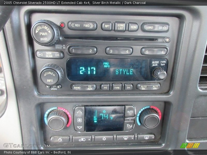 Silver Birch Metallic / Dark Charcoal 2005 Chevrolet Silverado 2500HD LT Extended Cab 4x4