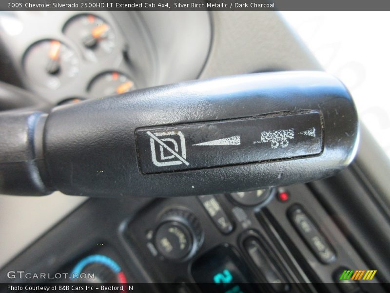 Silver Birch Metallic / Dark Charcoal 2005 Chevrolet Silverado 2500HD LT Extended Cab 4x4
