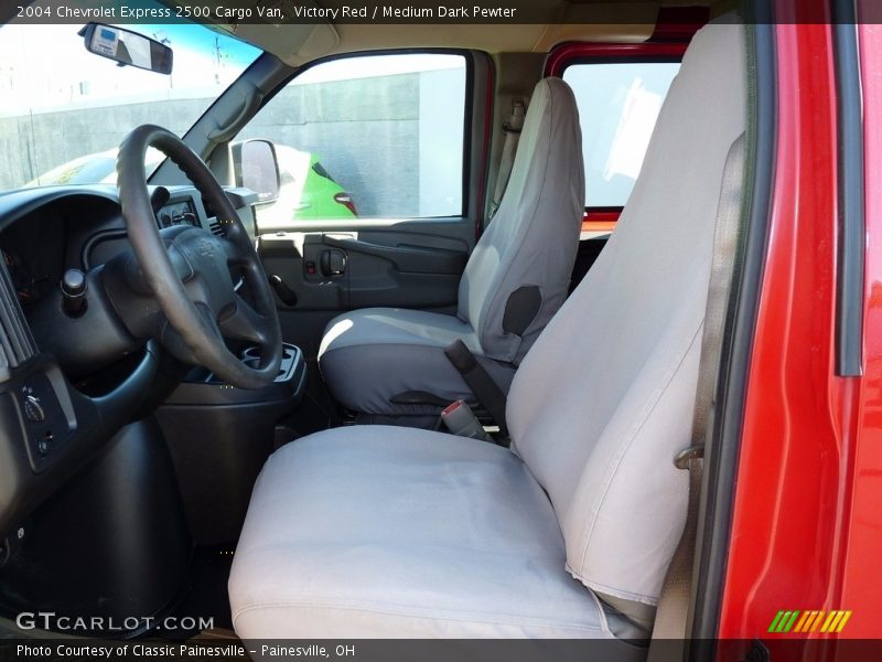 Victory Red / Medium Dark Pewter 2004 Chevrolet Express 2500 Cargo Van