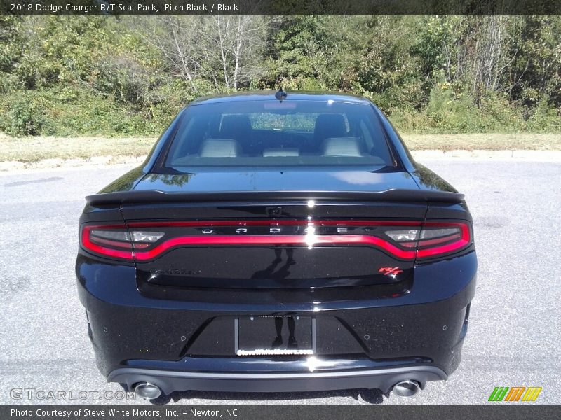 Pitch Black / Black 2018 Dodge Charger R/T Scat Pack