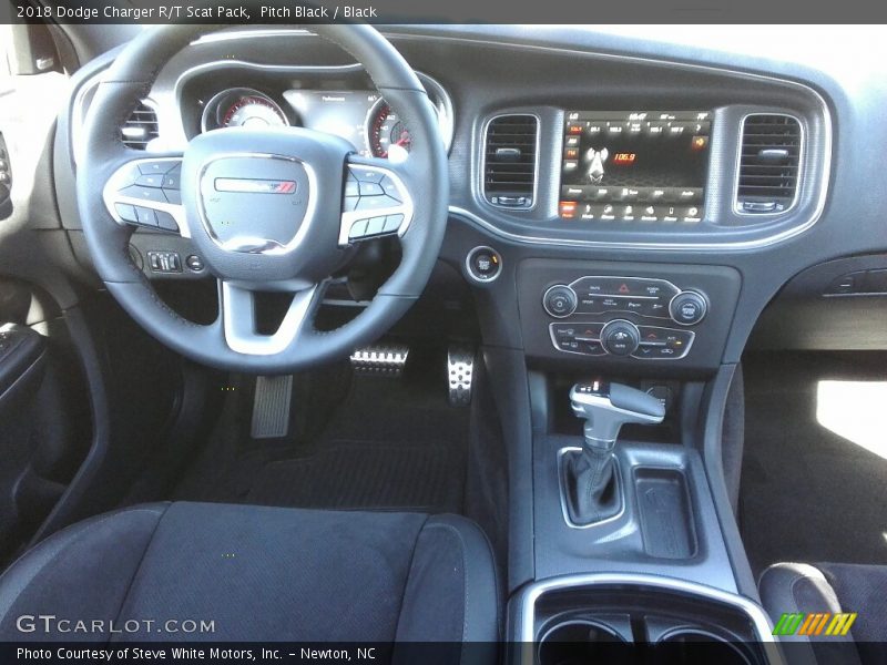 Pitch Black / Black 2018 Dodge Charger R/T Scat Pack