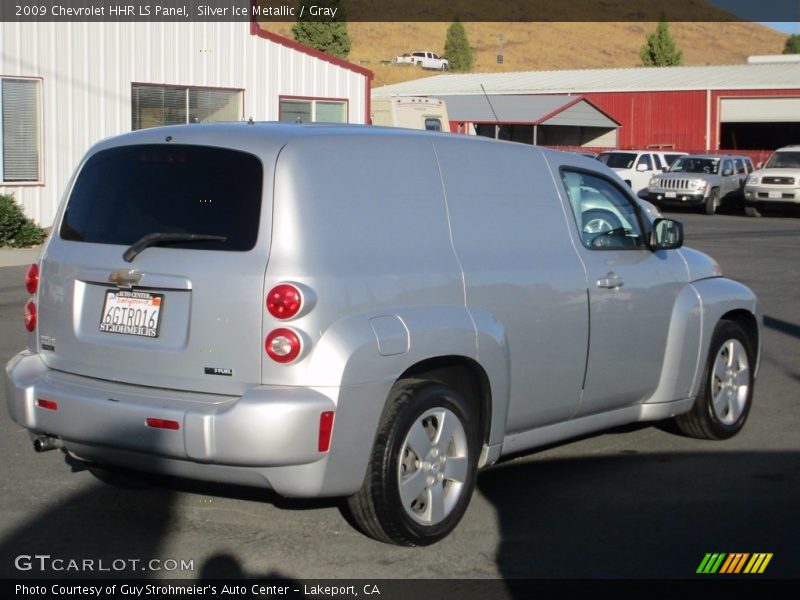 Silver Ice Metallic / Gray 2009 Chevrolet HHR LS Panel