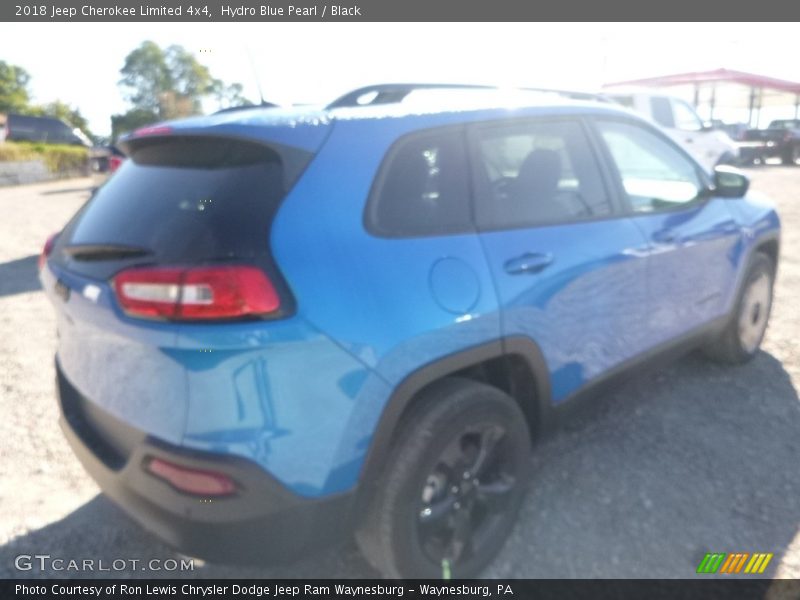 Hydro Blue Pearl / Black 2018 Jeep Cherokee Limited 4x4
