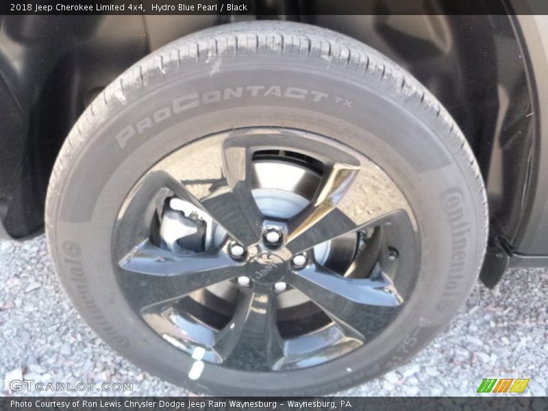 Hydro Blue Pearl / Black 2018 Jeep Cherokee Limited 4x4