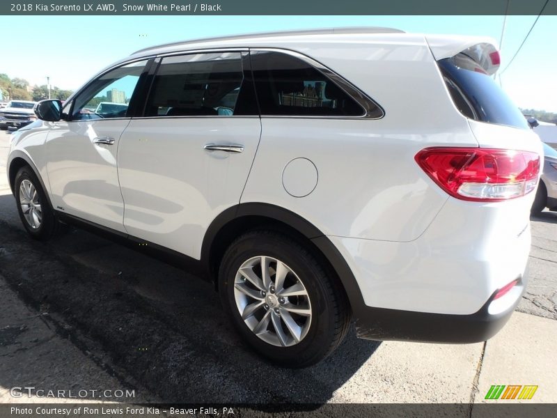 Snow White Pearl / Black 2018 Kia Sorento LX AWD