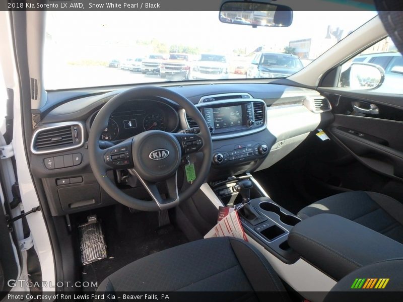 Snow White Pearl / Black 2018 Kia Sorento LX AWD