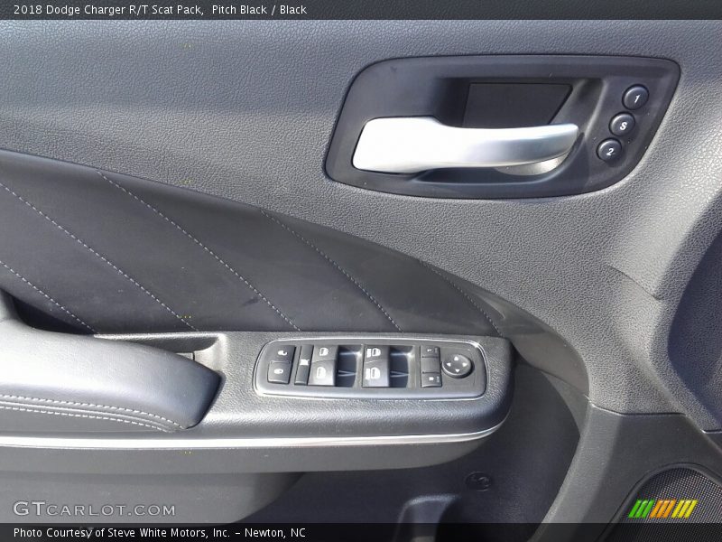 Pitch Black / Black 2018 Dodge Charger R/T Scat Pack