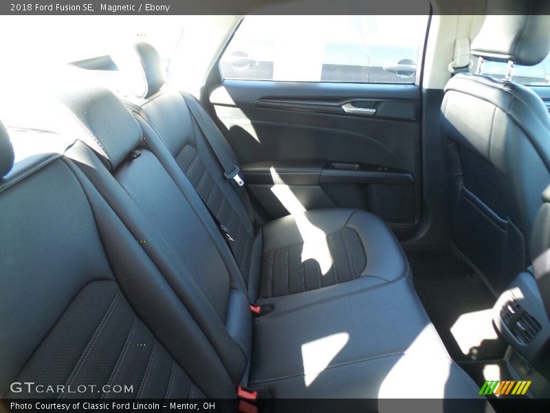 Magnetic / Ebony 2018 Ford Fusion SE