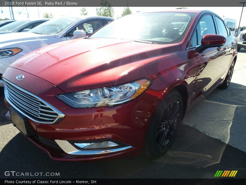 Ruby Red / Ebony 2018 Ford Fusion SE