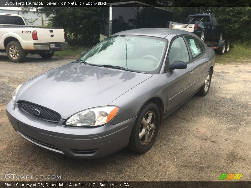 Silver Frost Metallic / Ebony Black 2006 Ford Taurus SE