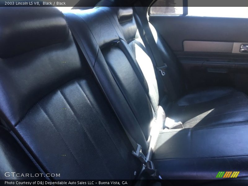 Black / Black 2003 Lincoln LS V8
