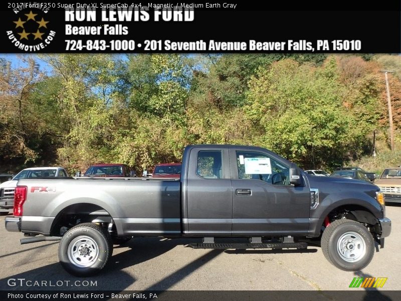 Magnetic / Medium Earth Gray 2017 Ford F350 Super Duty XL SuperCab 4x4