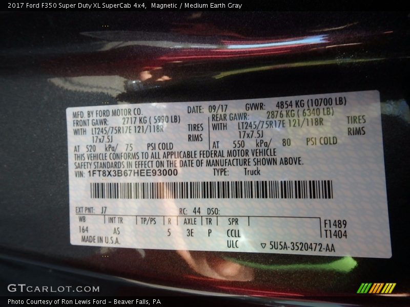 Magnetic / Medium Earth Gray 2017 Ford F350 Super Duty XL SuperCab 4x4
