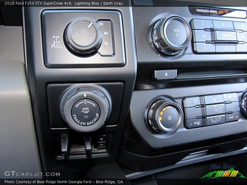 Lightning Blue / Earth Gray 2018 Ford F150 STX SuperCrew 4x4