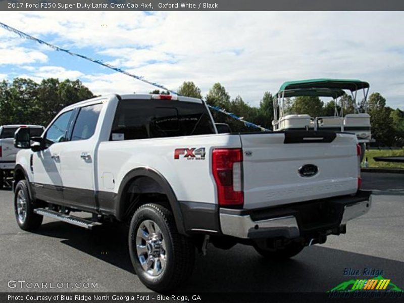 Oxford White / Black 2017 Ford F250 Super Duty Lariat Crew Cab 4x4