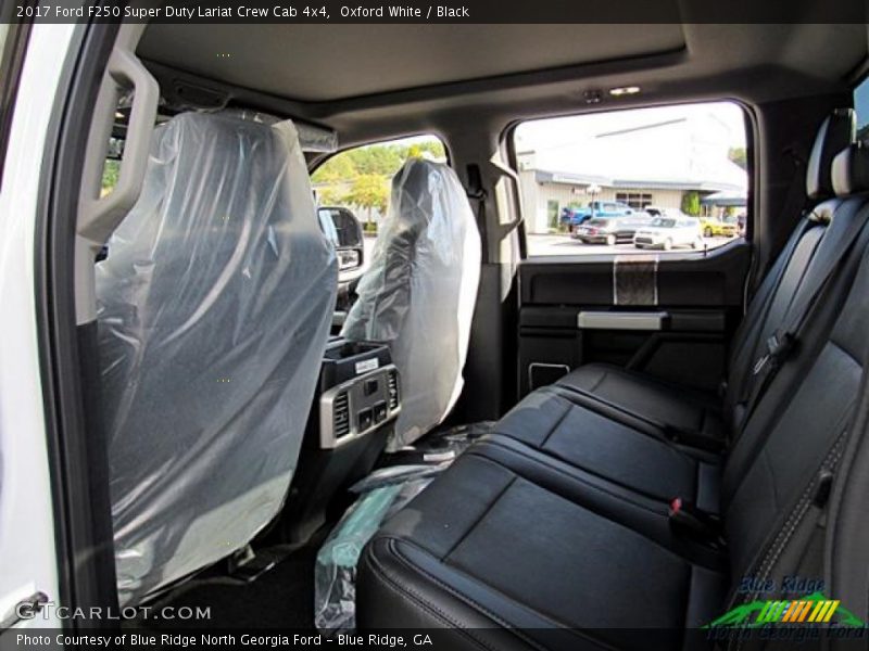 Oxford White / Black 2017 Ford F250 Super Duty Lariat Crew Cab 4x4