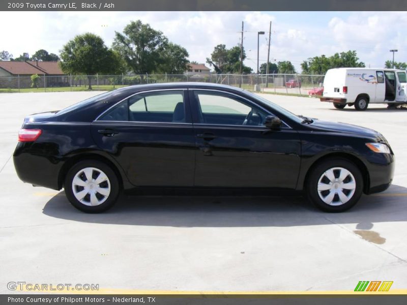 Black / Ash 2009 Toyota Camry LE