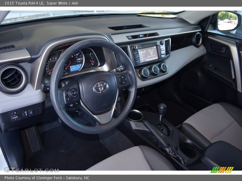 Super White / Ash 2015 Toyota RAV4 LE