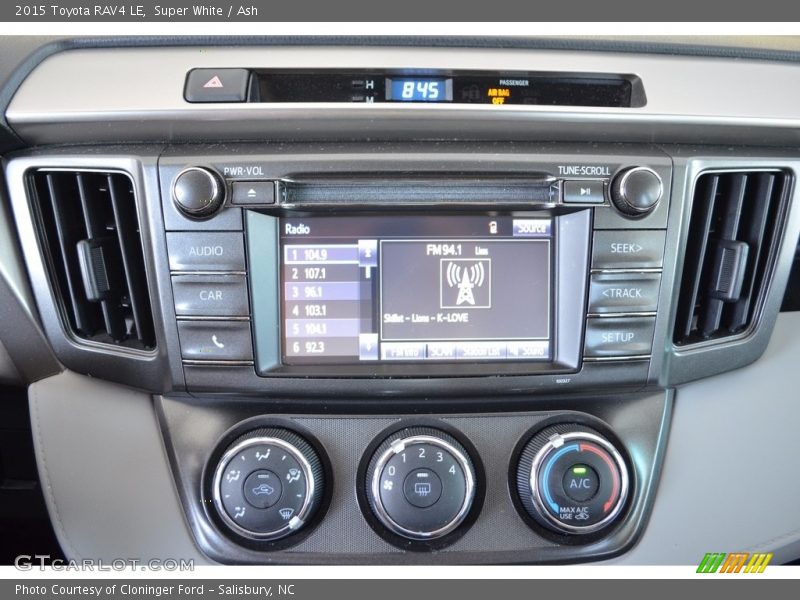 Super White / Ash 2015 Toyota RAV4 LE
