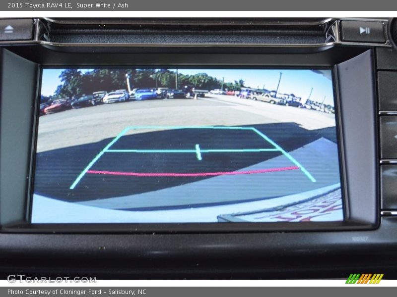 Super White / Ash 2015 Toyota RAV4 LE