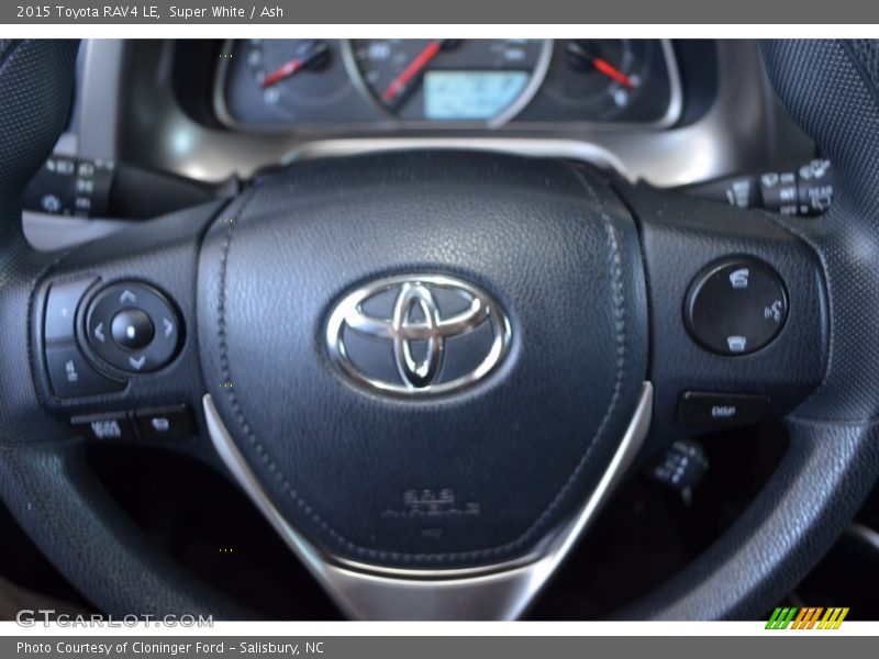 Super White / Ash 2015 Toyota RAV4 LE