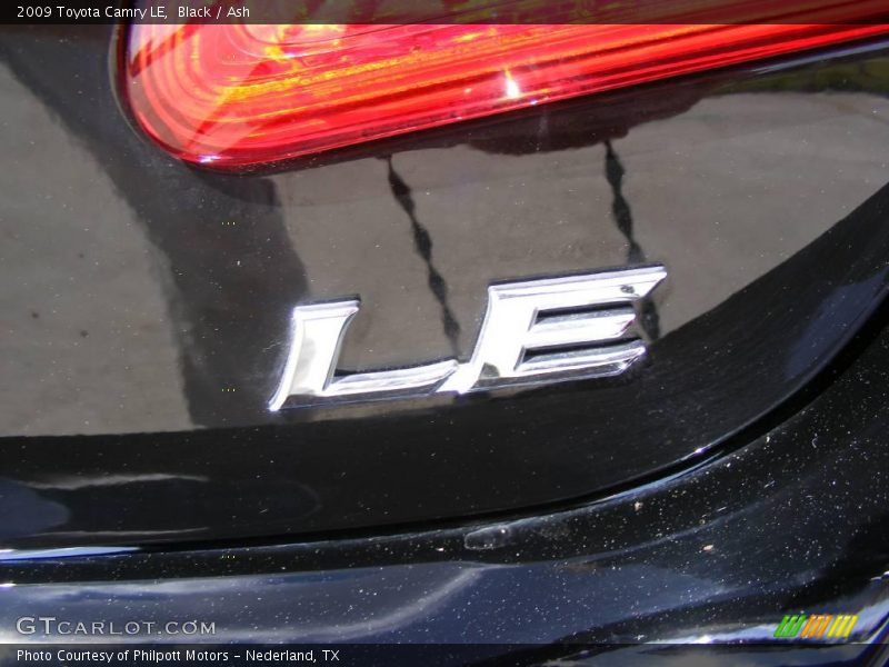 Black / Ash 2009 Toyota Camry LE