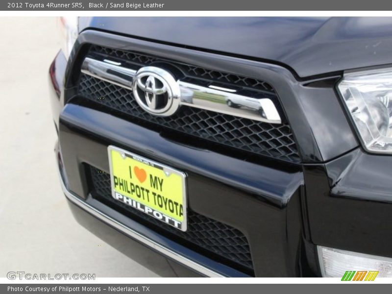 Black / Sand Beige Leather 2012 Toyota 4Runner SR5