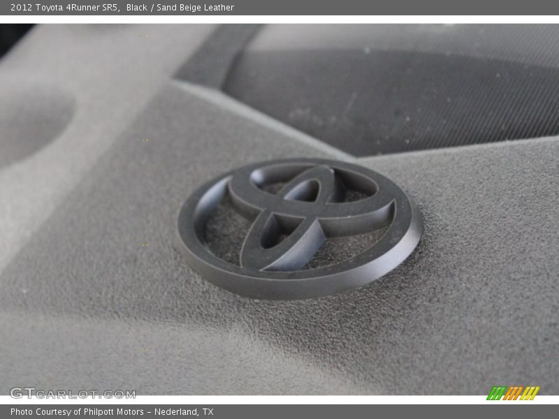 Black / Sand Beige Leather 2012 Toyota 4Runner SR5