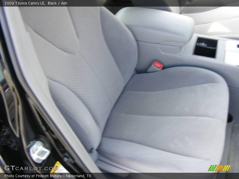 Black / Ash 2009 Toyota Camry LE