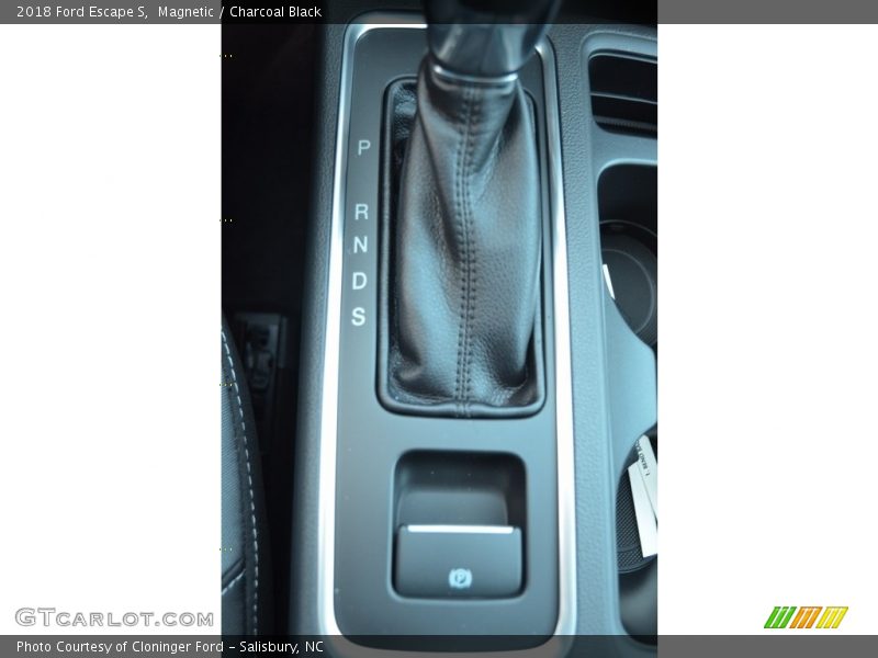 Magnetic / Charcoal Black 2018 Ford Escape S