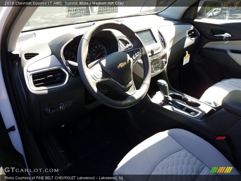 Summit White / Medium Ash Gray 2018 Chevrolet Equinox LT AWD
