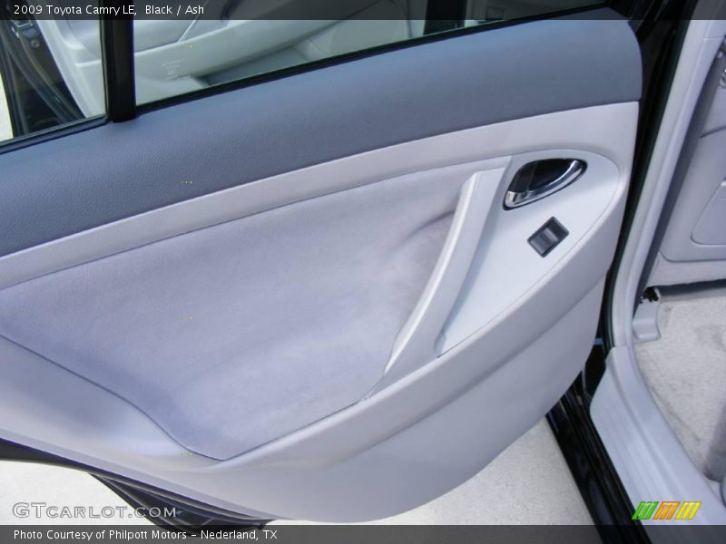 Black / Ash 2009 Toyota Camry LE