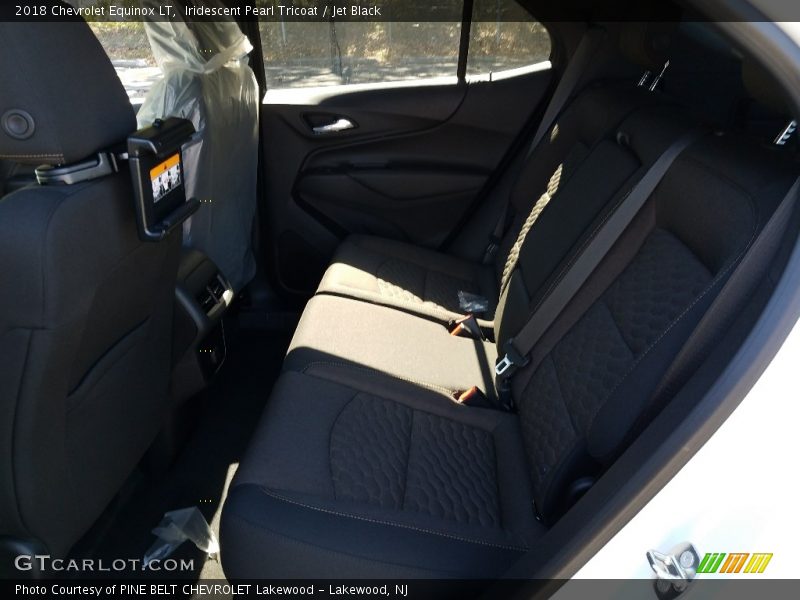 Iridescent Pearl Tricoat / Jet Black 2018 Chevrolet Equinox LT
