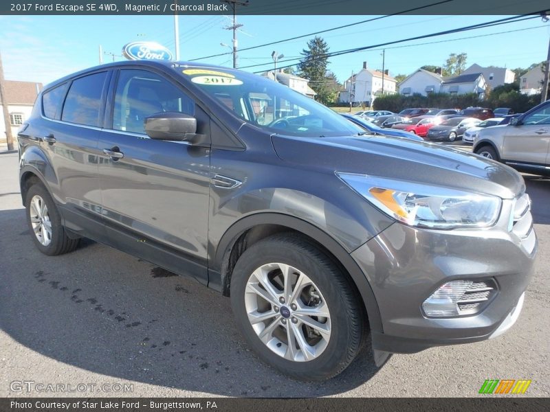 Magnetic / Charcoal Black 2017 Ford Escape SE 4WD