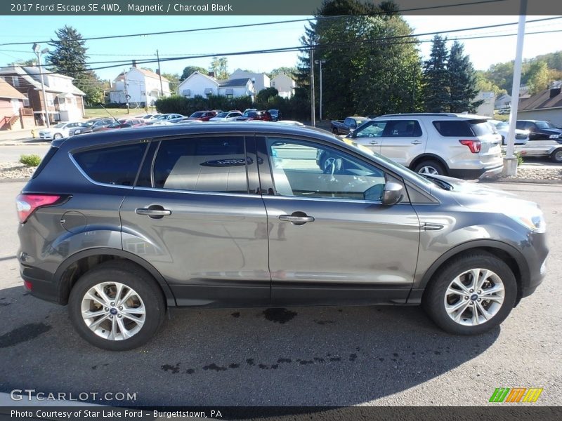 Magnetic / Charcoal Black 2017 Ford Escape SE 4WD