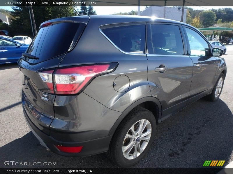 Magnetic / Charcoal Black 2017 Ford Escape SE 4WD