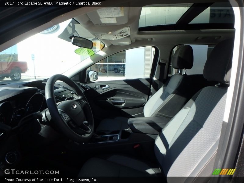 Magnetic / Charcoal Black 2017 Ford Escape SE 4WD